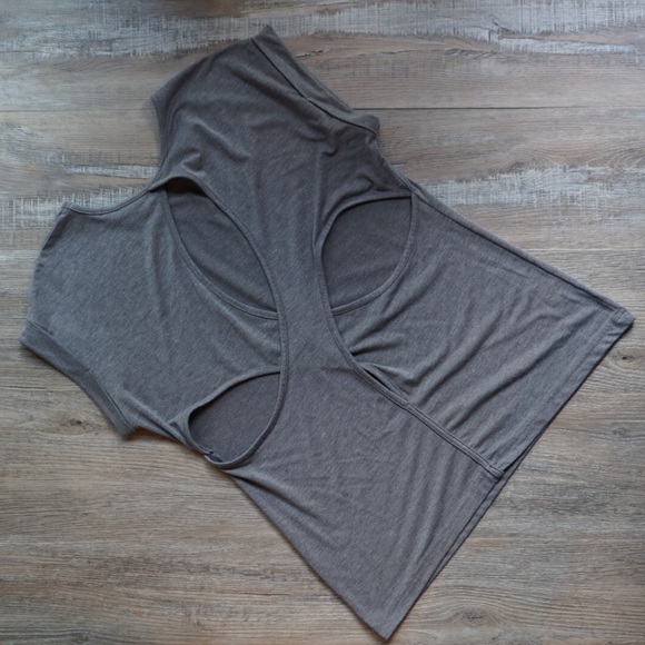 Grey T-shirt - Picture 4 of 4